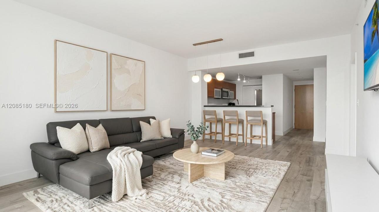 253 NE 2nd St 2104, Miami, Florida 33132, Stati Uniti