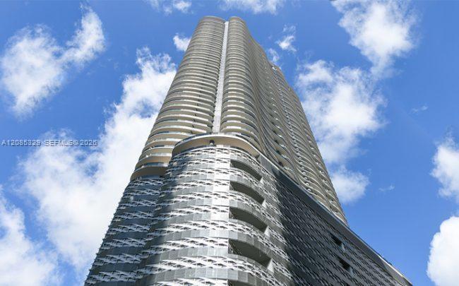 1000 Brickell Plaza 2106, Miami, Florida 33131, USA