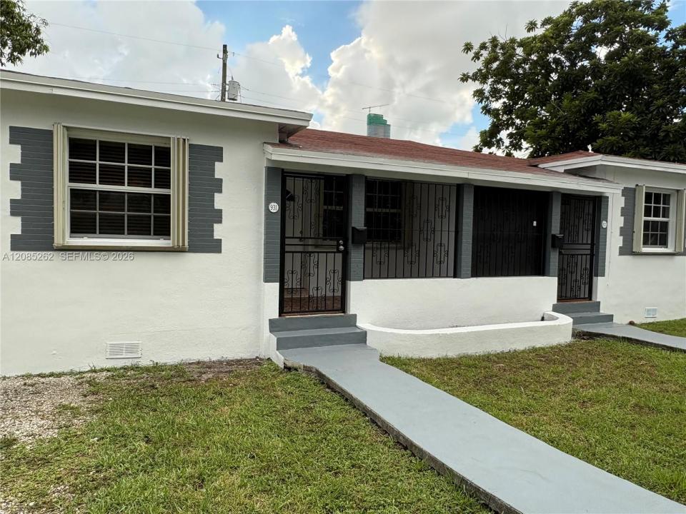931 SW 6th Ave 931, Miami, Floride 33130, États-Unis