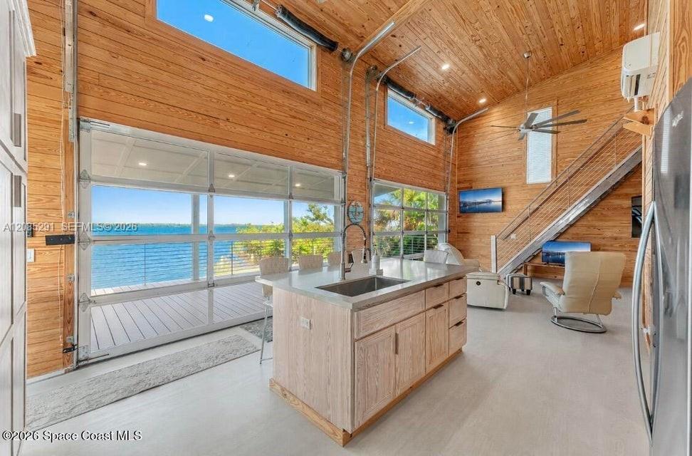 25 VIP Island Unit B, Grant Valkaria, Floride 32949, États-Unis