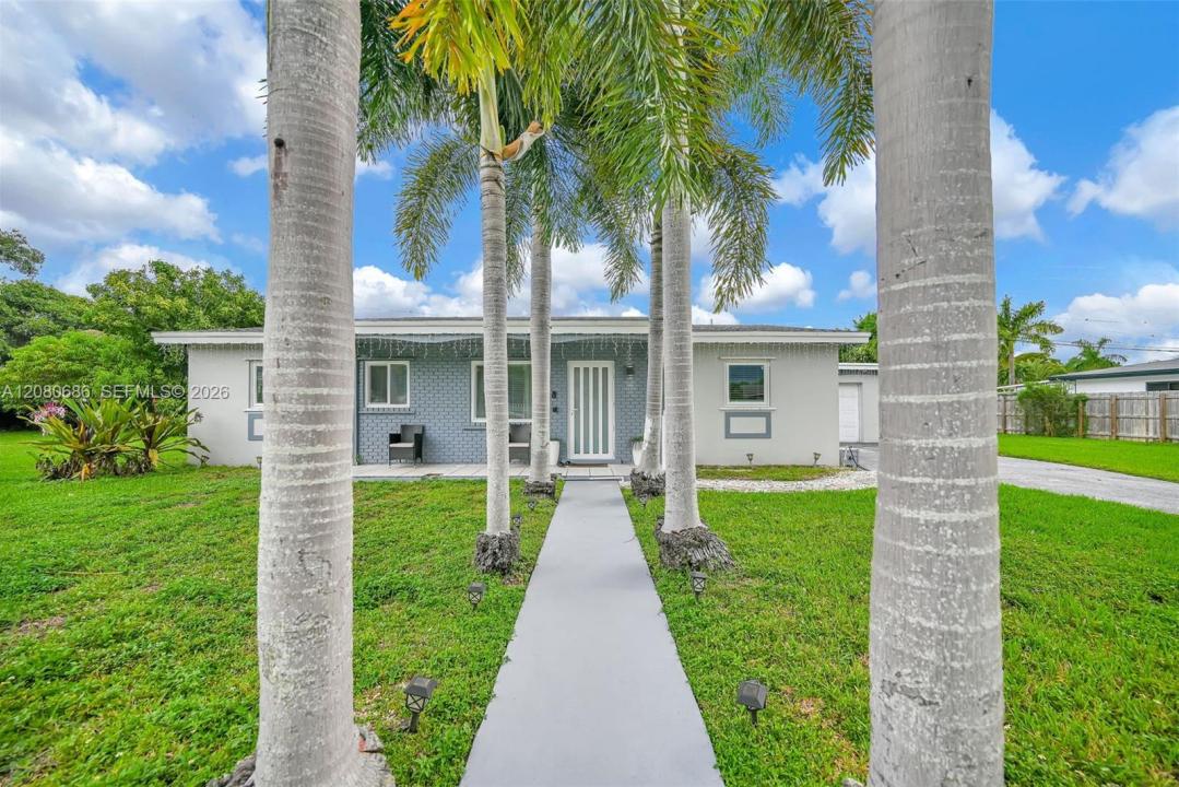 15400 SW 297th Ter, Homestead, Florida 33033, USA