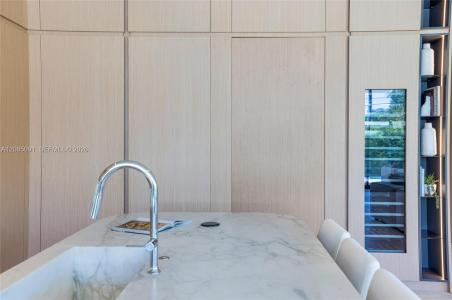 4940 Cherokee Ave, Miami Beach, Florida 33140, Estados Unidos