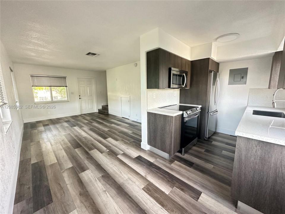 913 NE 17th St 9, Fort Lauderdale, Floride 33305, États-Unis