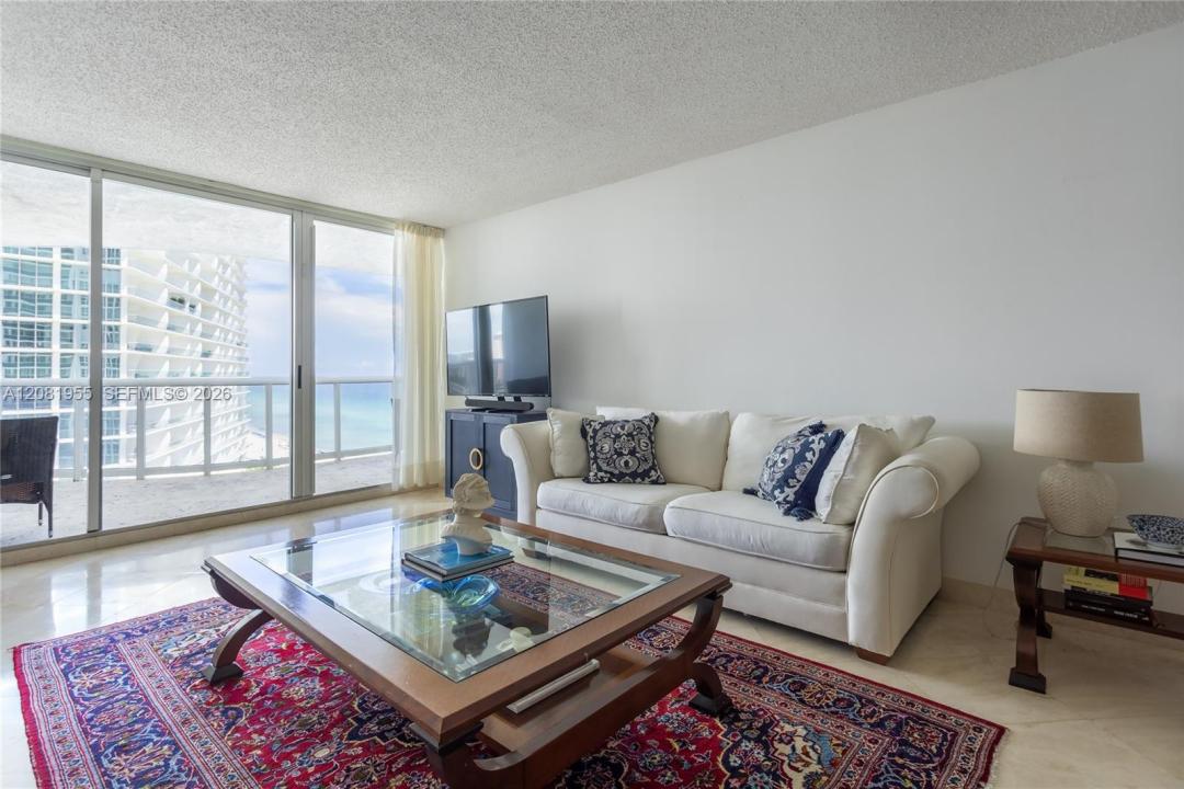 16711 Collins Ave 1704, Sunny Isles Beach, Florida 33160, Stati Uniti