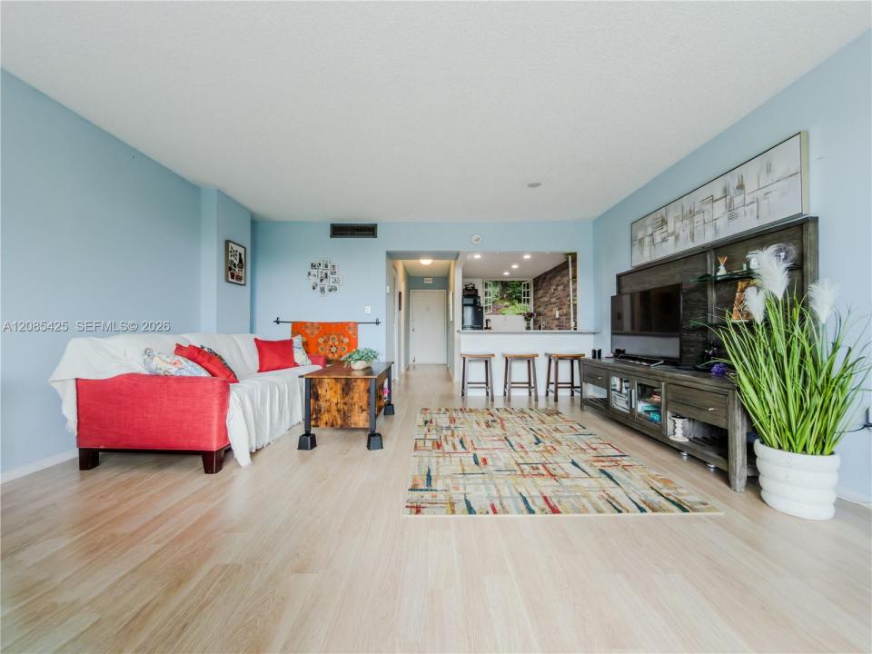 12500 NE 15th Ave 312, North Miami, 플로리다 33161, 미국