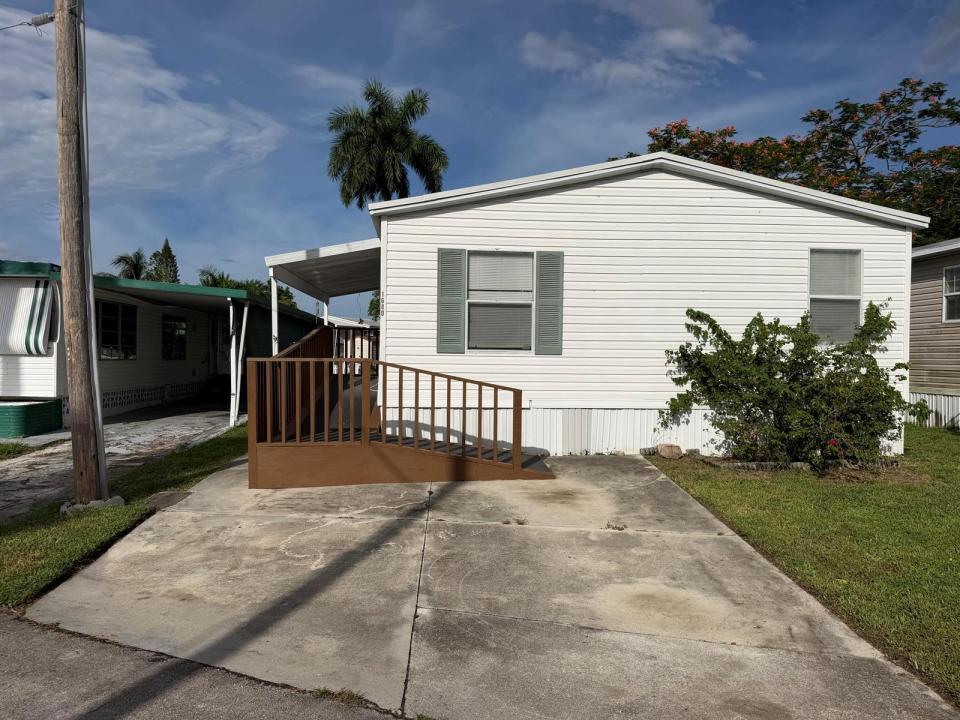 1680 SW 85TH Avenue, Davie, Florida 33324, USA