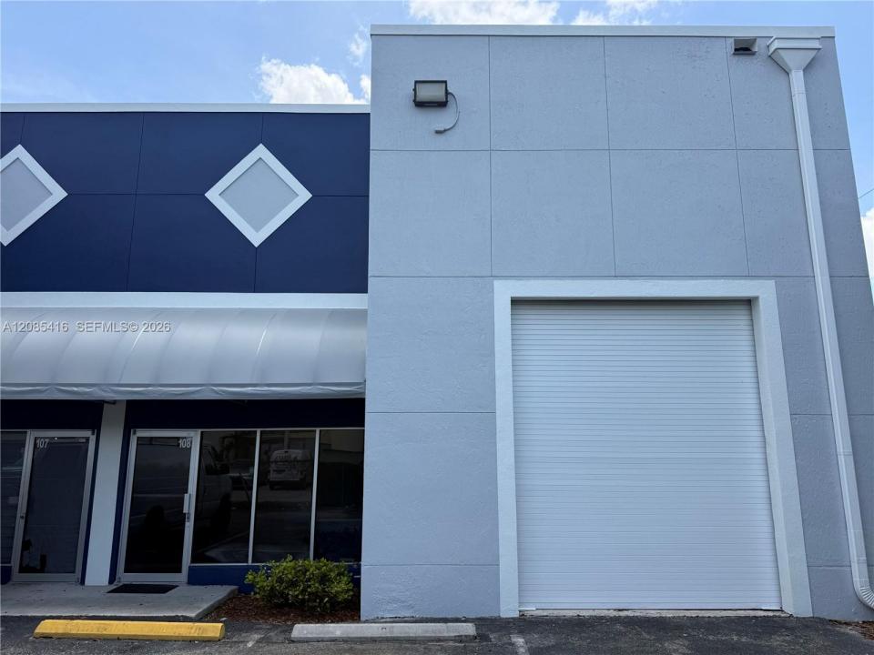 12100 SW 132nd Ct 108-A, Miami, Floride 33186, États-Unis