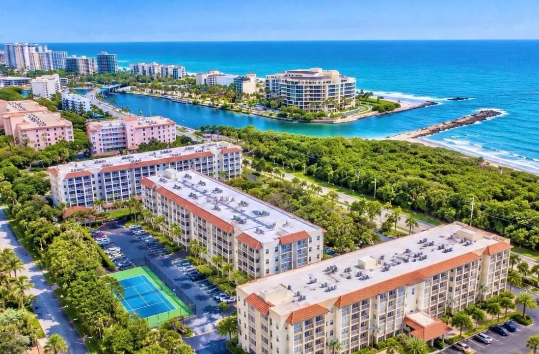 950 Ponce De Leon Road 104, Boca Raton, Florida 33432, Stati Uniti