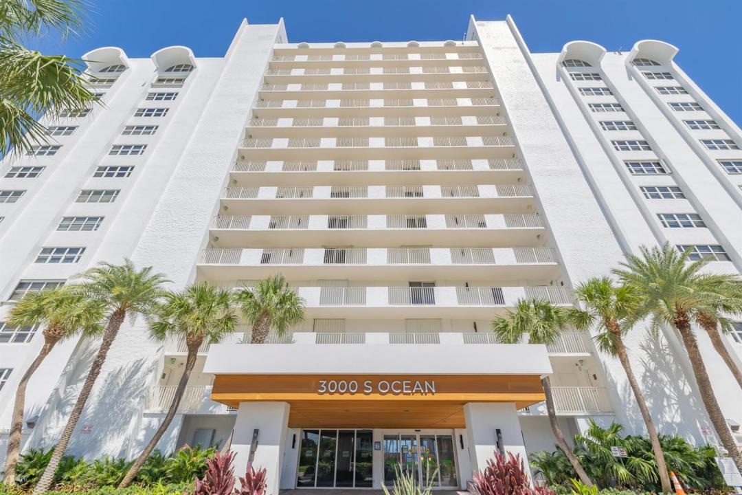 3000 S Ocean Boulevard 204, Boca Raton, Florida 33432, USA