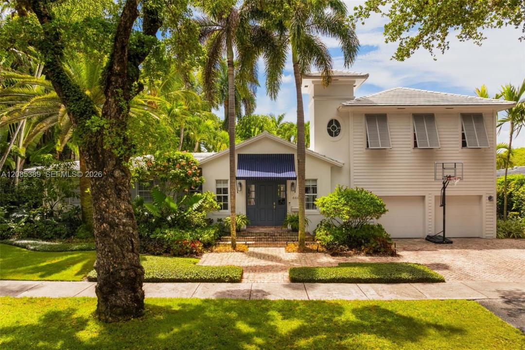 444 Bargello Ave, Coral Gables, Floryda 33146, USA