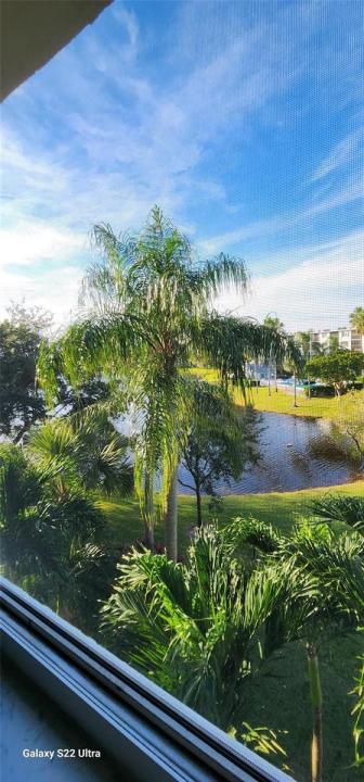 2104 S Cypress Bend Drive 406, Pompano Beach, Florida 33069, USA