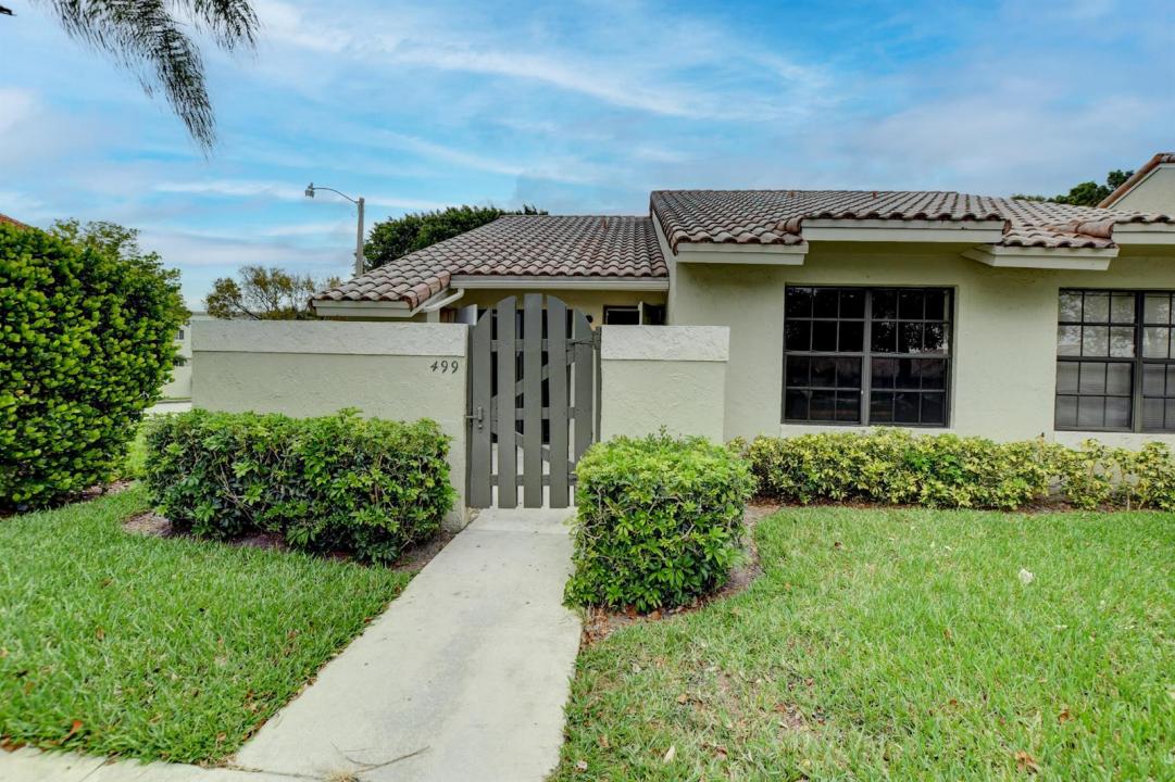 499 HARDWOOD Place, Boca Raton, Florida 33431, USA