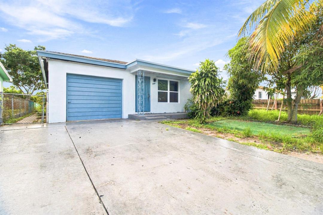 724 S D Street, Floride 33460, États-Unis