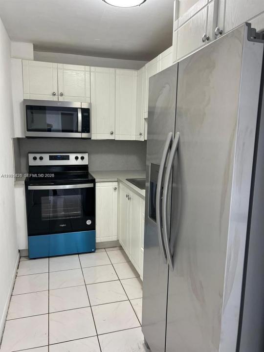 4717 NW 7th St 707-10, Miami, Floride 33126, États-Unis