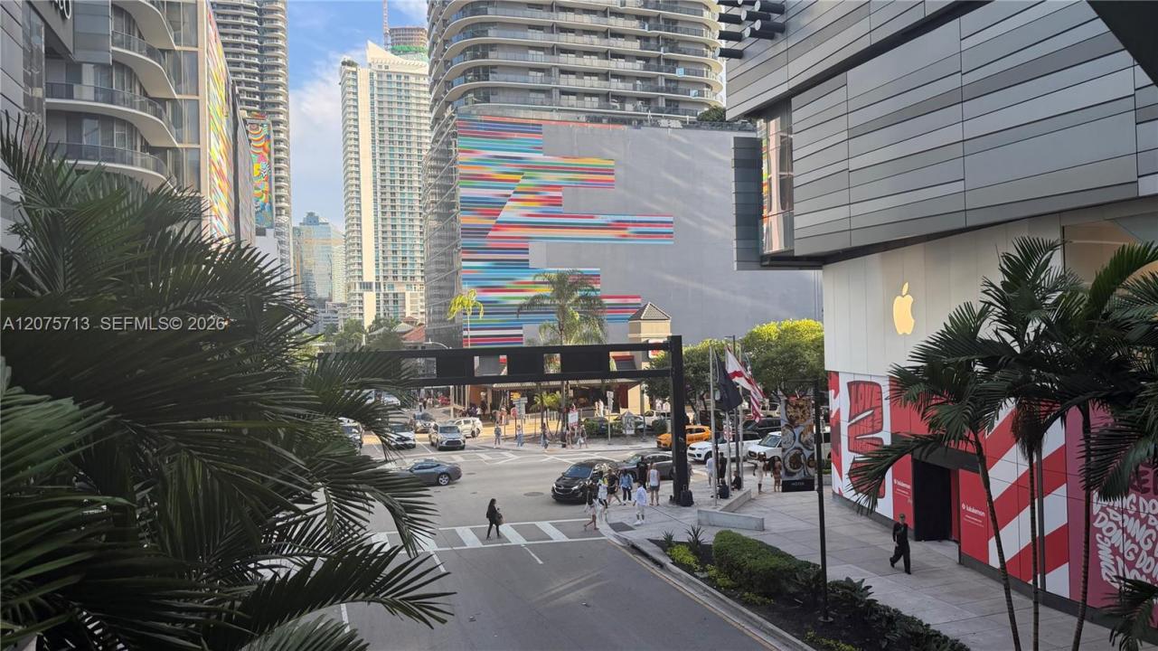 45 SW 9th St 1106, Miami, Florida 33130, Stati Uniti