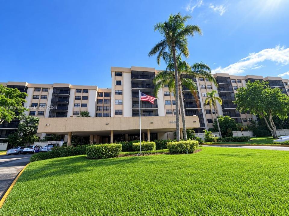 900 NE 195th St 703, Miami, Floride 33179, États-Unis