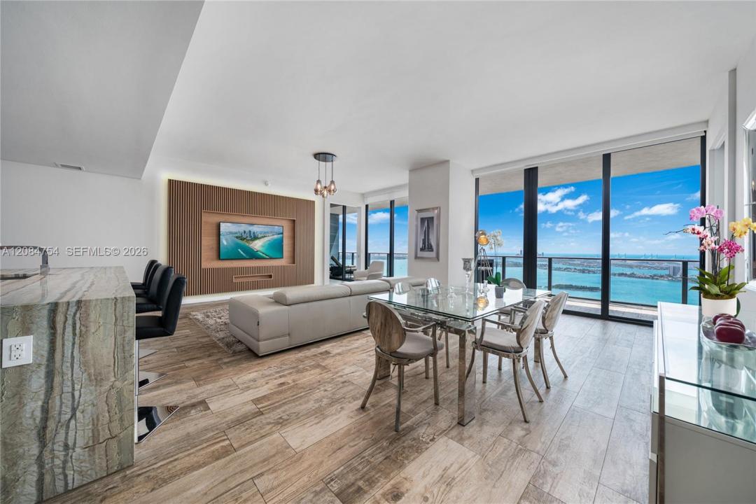 650 NE 32nd St PH5003, Miami, Floride 33137, États-Unis