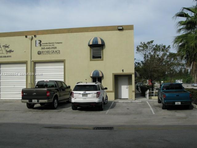 10840 NW 138th St 1-A, Hialeah Gardens, Florida 33018, USA