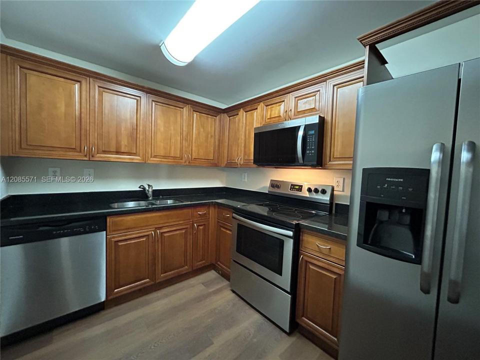 700 NW 214th St 116, Miami Gardens, Floride 33169, États-Unis