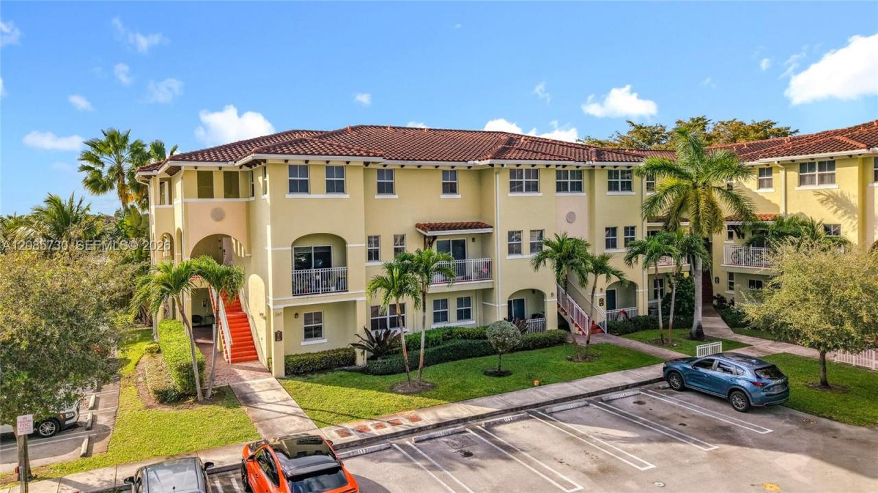 260 NW 109th Ave 206, Miami, Florida 33172, USA