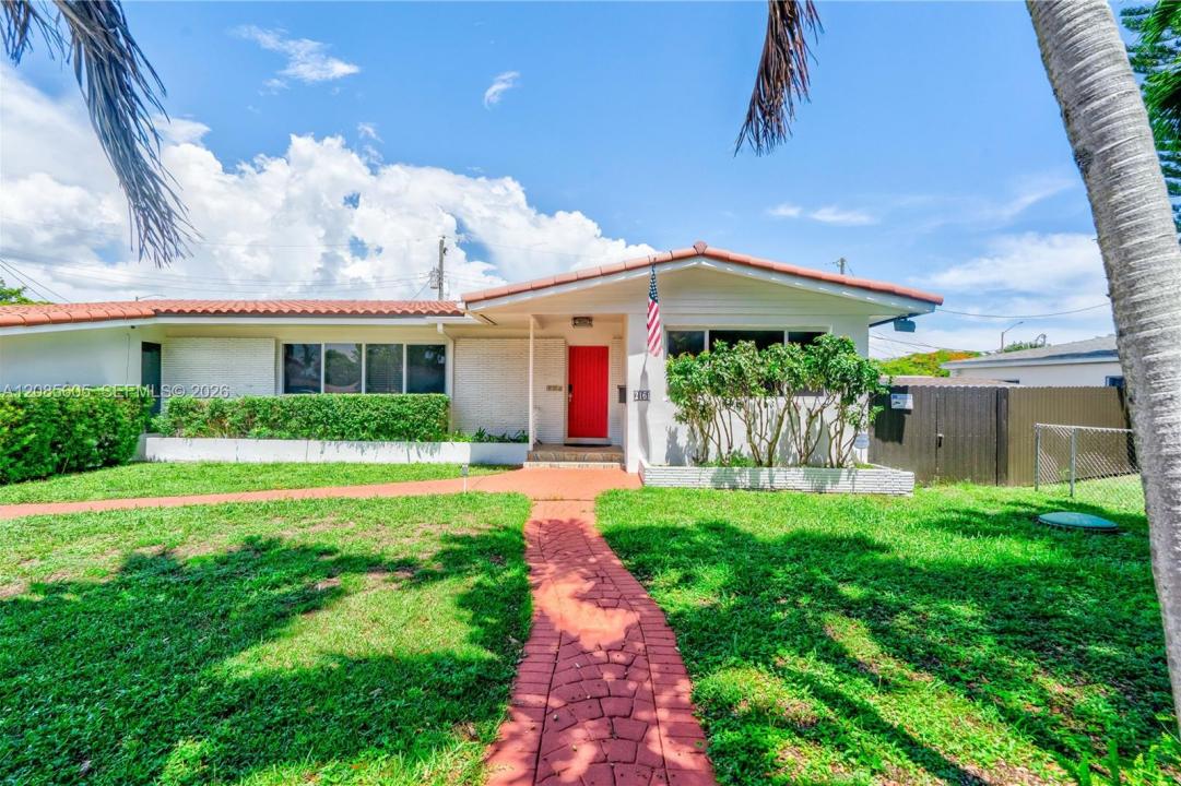 2161 NE 171st St, North Miami Beach, فلوريدا 33162, الولايات المتحدة