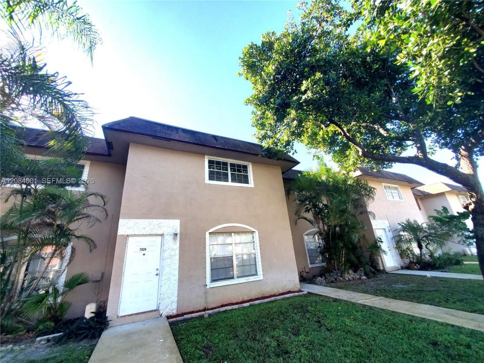 7926 Kimberly Blvd 202, North Lauderdale, Floride 33068, États-Unis