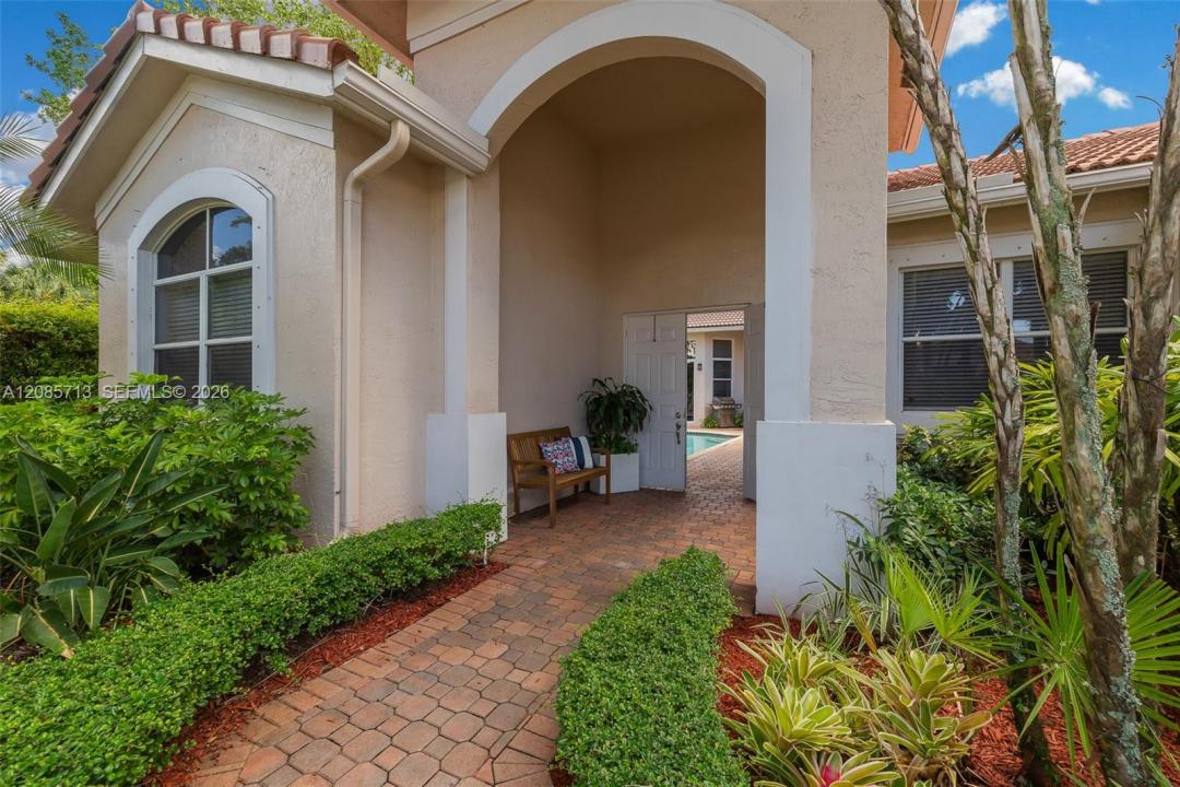 1604 Victoria Pointe Ln, Weston, Floride 33327, États-Unis
