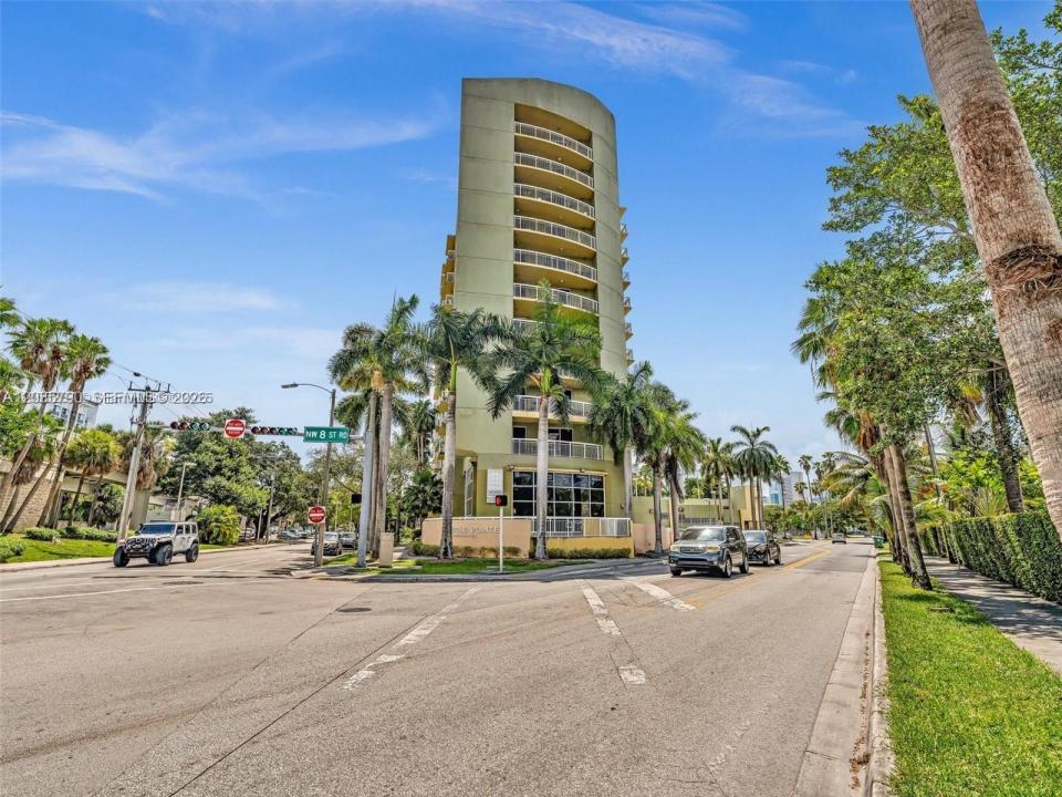 816 NW 11th St 705, Miami, Floride 33136, États-Unis