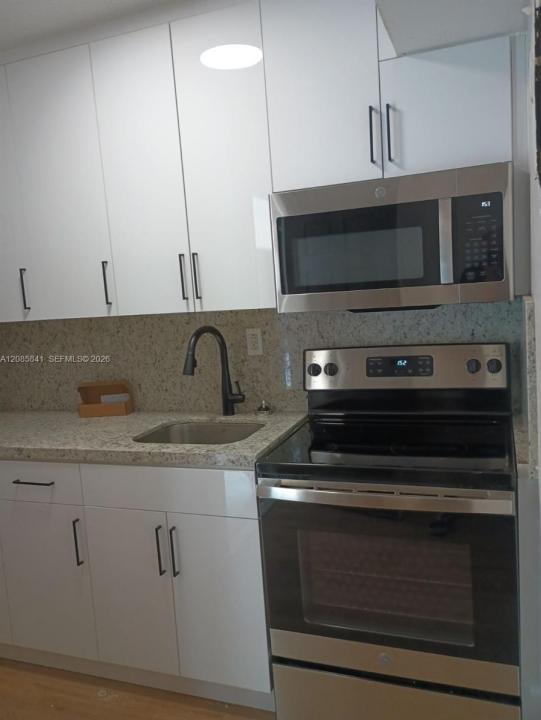 1484 NW 15th Avenue 5, Miami, Floride 33125, États-Unis
