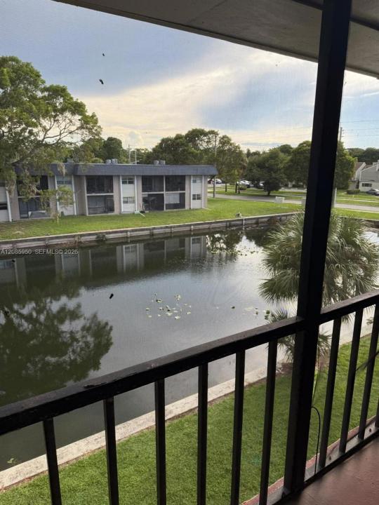 8040 N Colony Cir N 304, Tamarac, Floride 33321, États-Unis