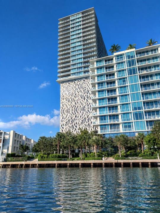 1861 NW S River Dr 802, Miami, Floride 33125, États-Unis