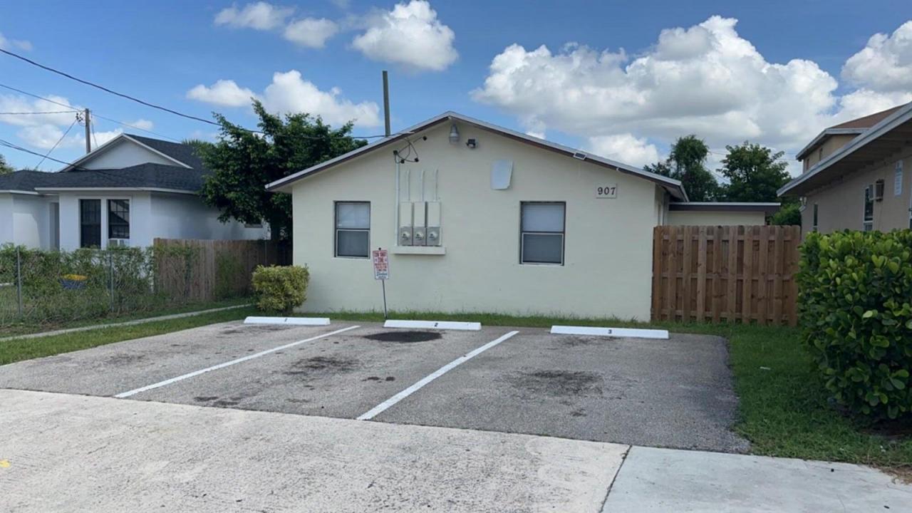 907 8th Street, West Palm Beach, Floride 33401, États-Unis