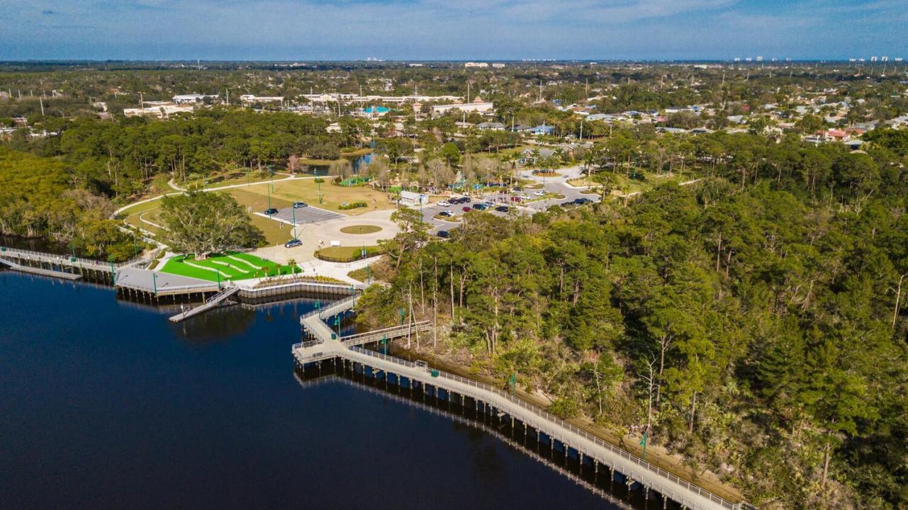 1934 SE TICKRIDGE Road, Port St. Lucie, Floride 34952, États-Unis