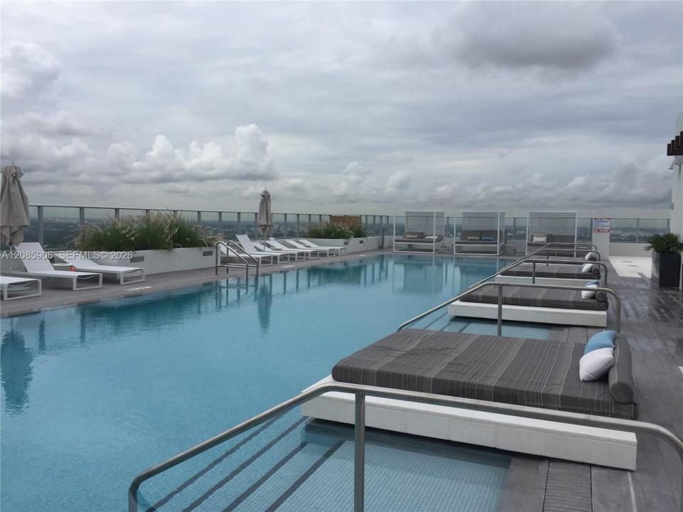 1010 Brickell Ave 3310, Miami, Floride 33131, États-Unis