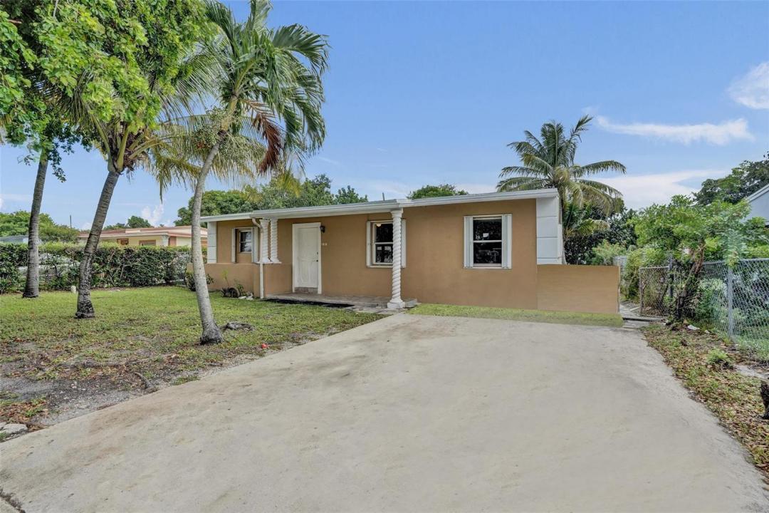 1318 NW 11TH Place, Fort Lauderdale, Floride 33311, États-Unis