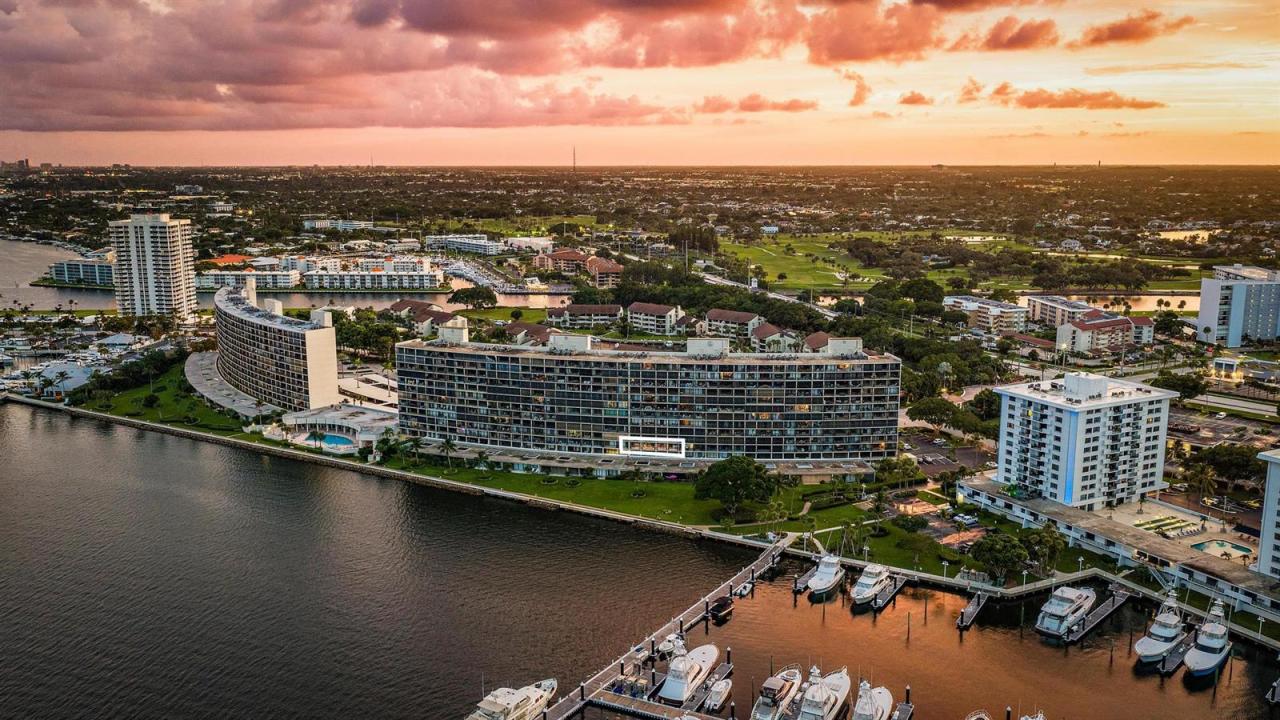 134 LAKESHORE Drive 316, North Palm Beach, Floride 33408, États-Unis