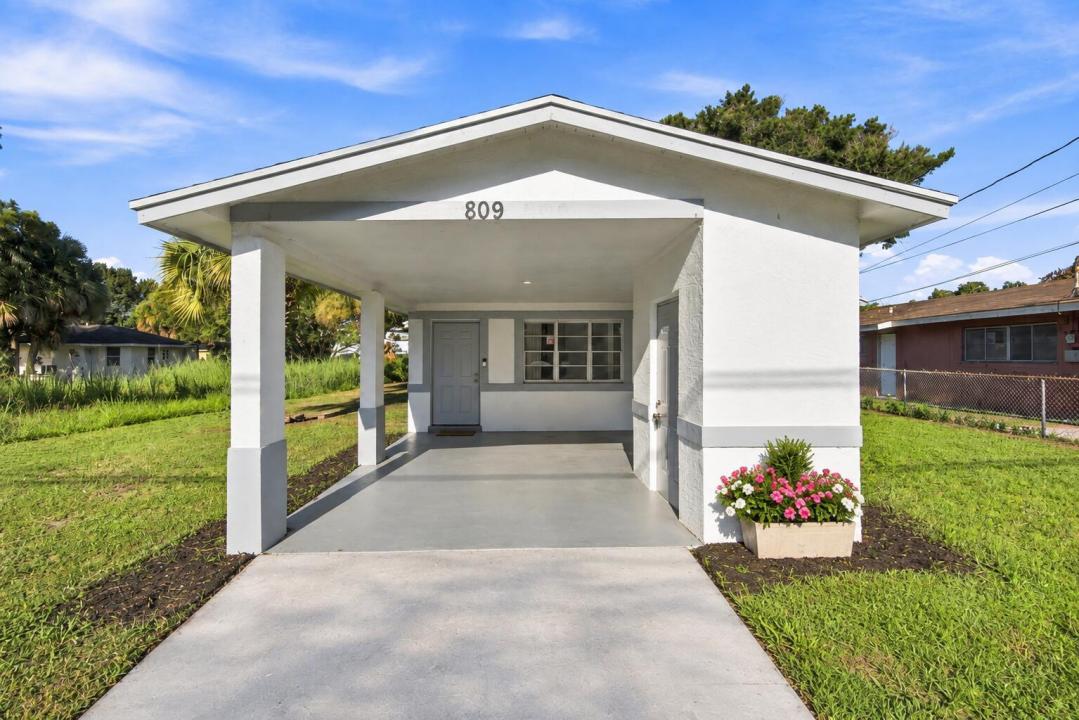 809 N 22ND Street, Fort Pierce, Floride 34950, États-Unis