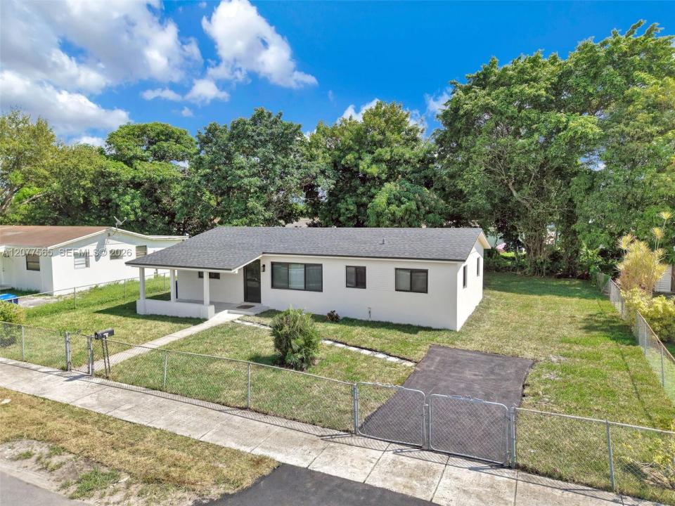 2470 NW 179th St, Miami Gardens, Florida 33056, Stati Uniti