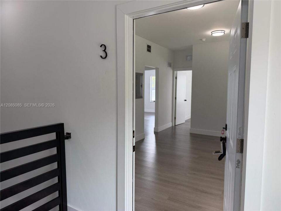 638 SW 21st Ave 3, Miami, Floride 33135, États-Unis