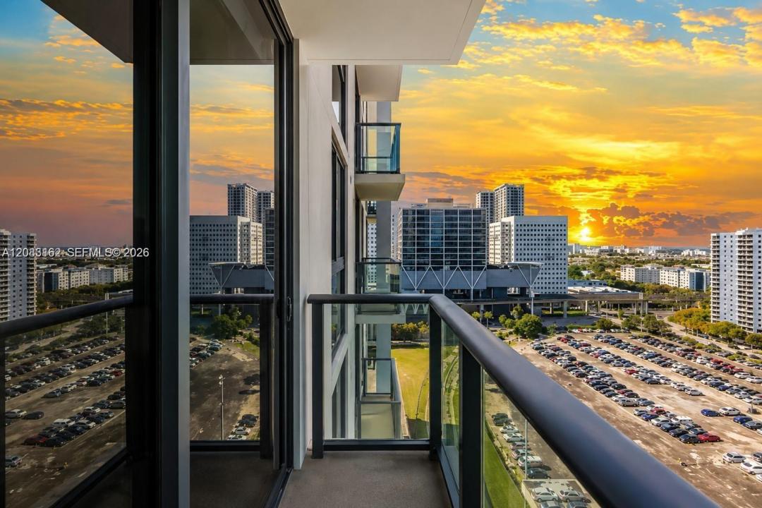 11 NE 6th St 1712, Miami, Florida 33132, USA