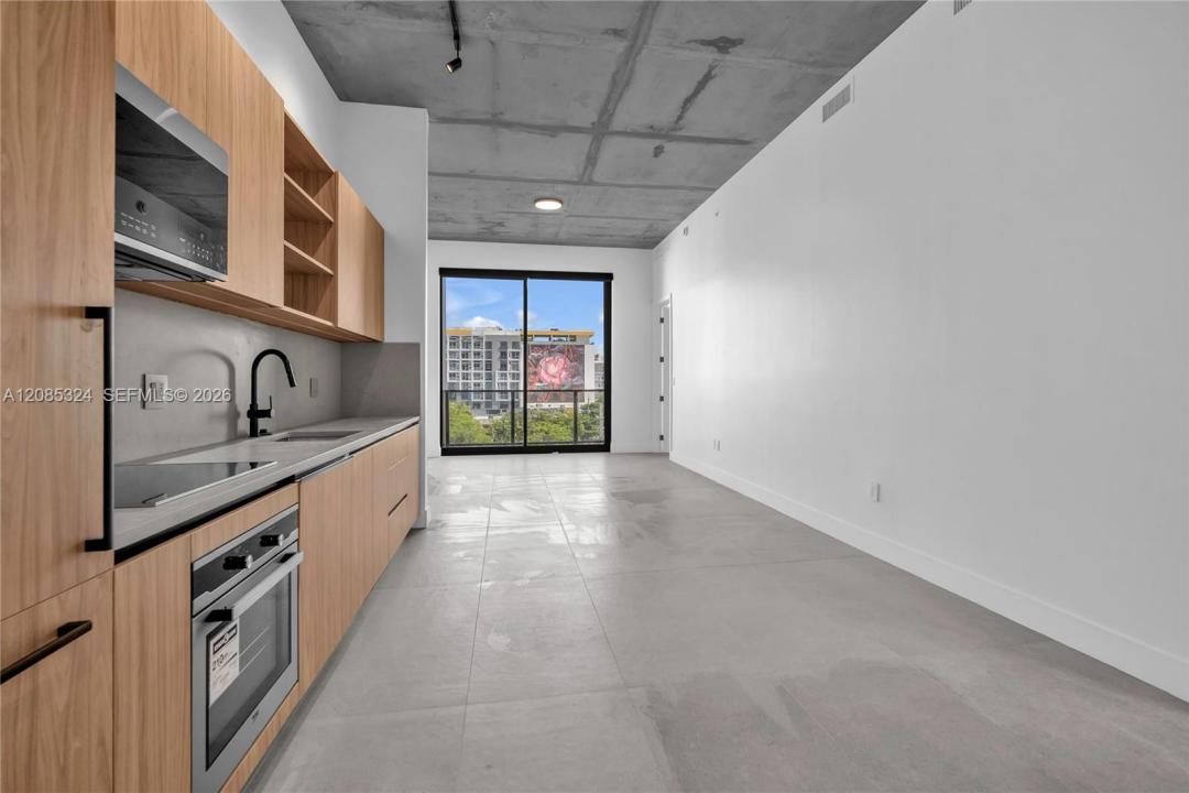 91 NW 27th St 201, Miami, Florida 33127, Stati Uniti