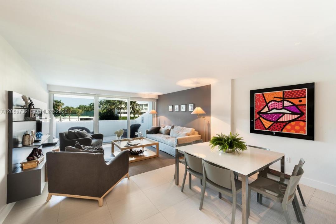 199 Ocean Lane Dr 206, Key Biscayne, Florida 33149, USA