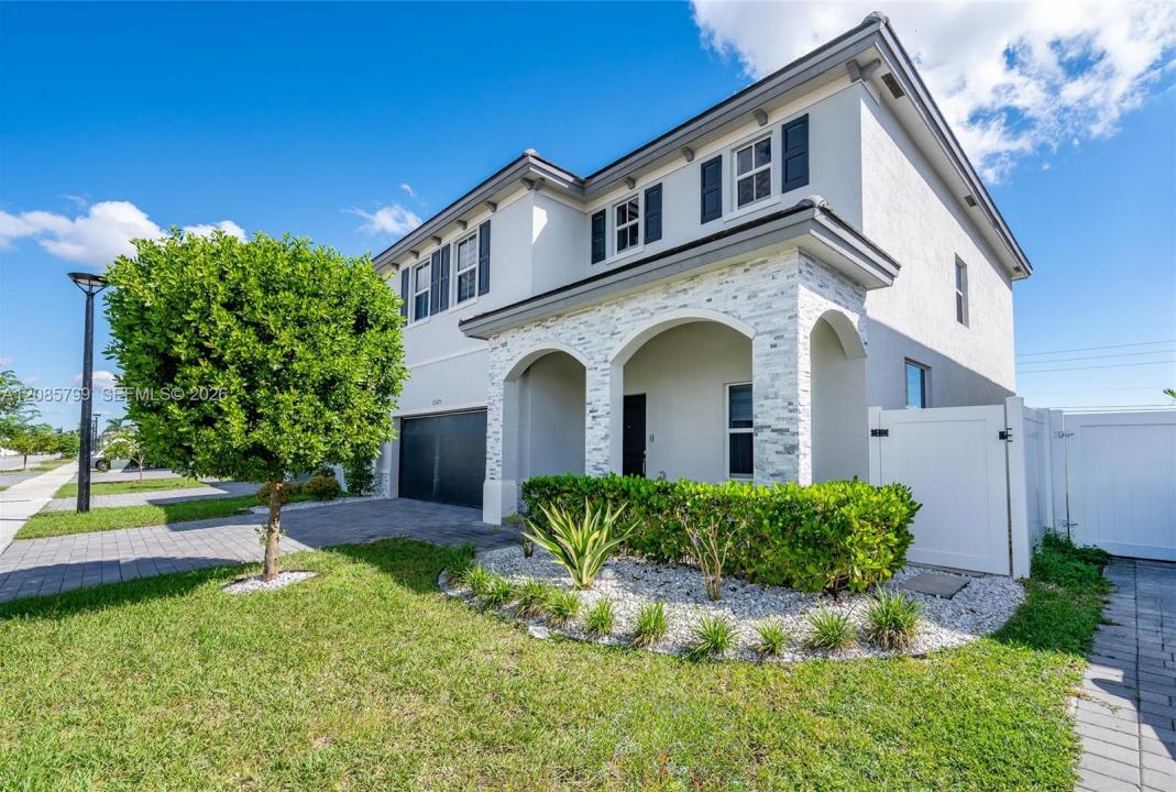 21325 SW 127th Ct, Miami, Florida 33177, USA