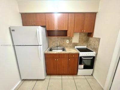696 NE 85th St 2, Miami, فلوريدا 33138, الولايات المتحدة