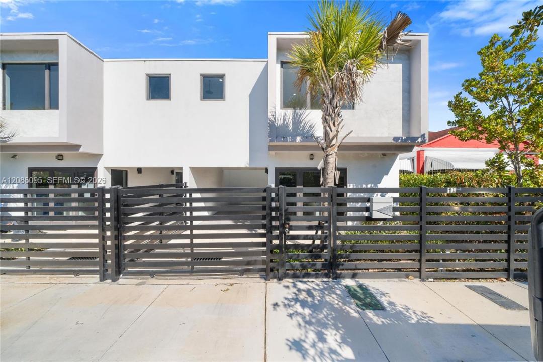 11 NE 51 St C, Miami, Floride 33137, États-Unis