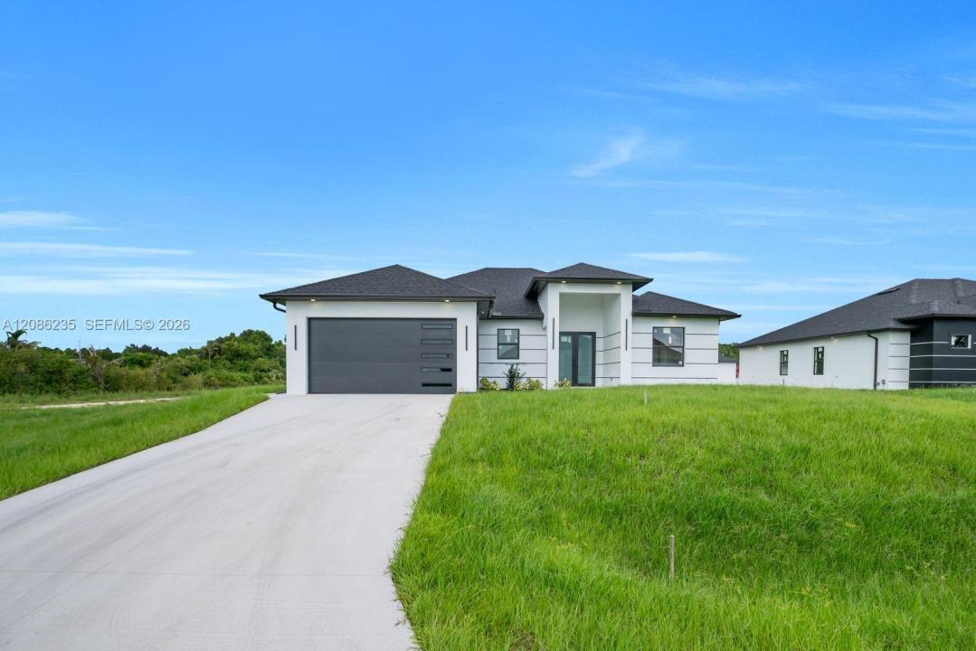 3614 6th ST SW, Lehigh Acres, Florida 33976, Stati Uniti