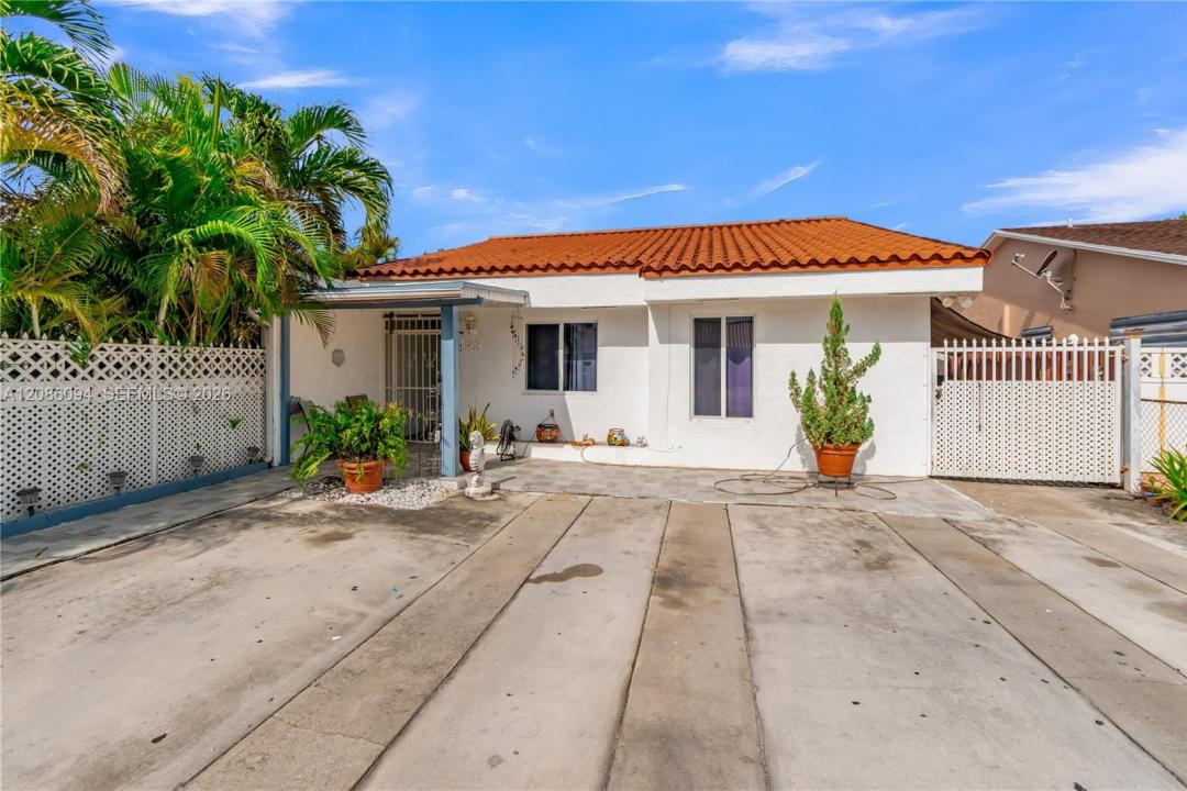 22 NW 108th Ct, Miami, Florida 33172, Stati Uniti