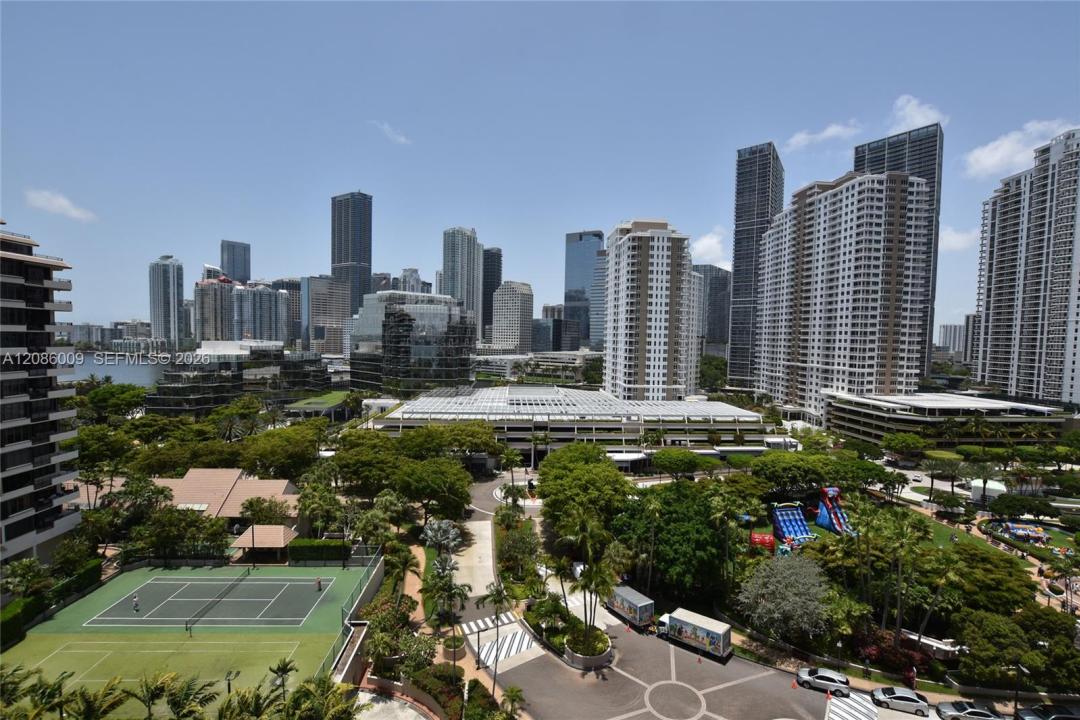 540 BRICKELL KEY DR 1511, Miami, Florida 33131, USA