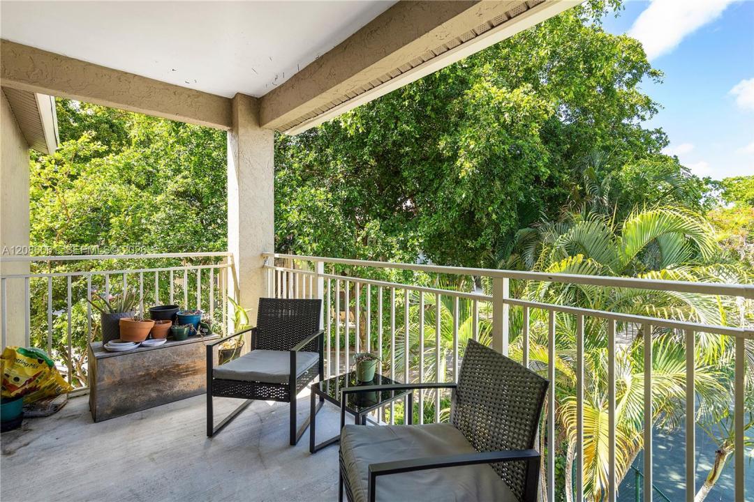 1825 Palm Cove Blvd 7-303, Delray Beach, Floride 33445, États-Unis