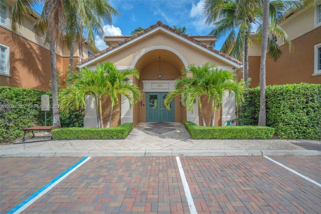 2931 NE 185th St 1101, Aventura, Florida 33180, Stati Uniti
